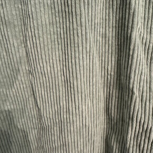 ZARA Corduroy Button Up Pastel Green - Picture 4 of 4